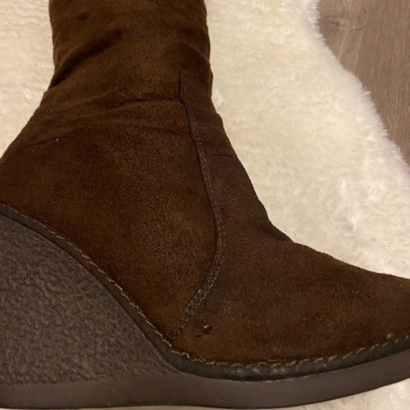 Brown Suede Tall Wedge Boots - Picture 6 of 7